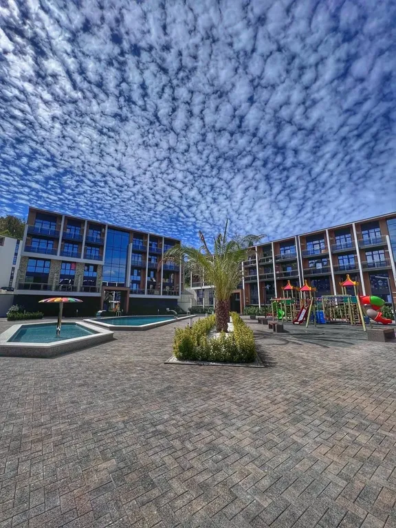 3-комнатные апартаменты с бассейном