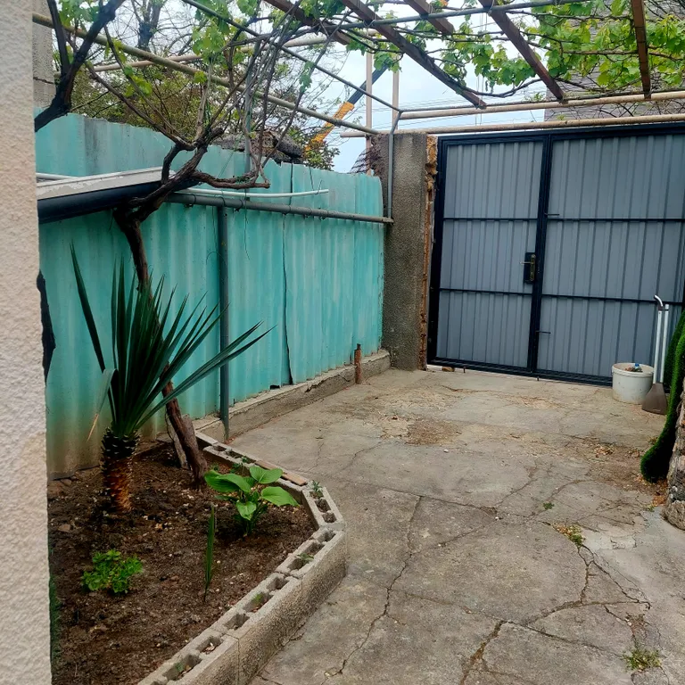 Коттедж Уютный домик — Евпатория