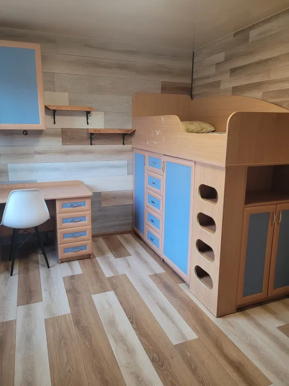 4-комнатный Дом