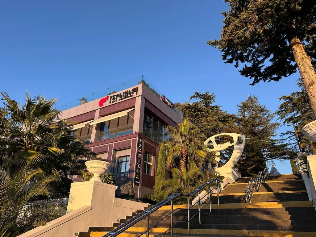 Семейные апартаменты с видом на море на набережной Ривьера