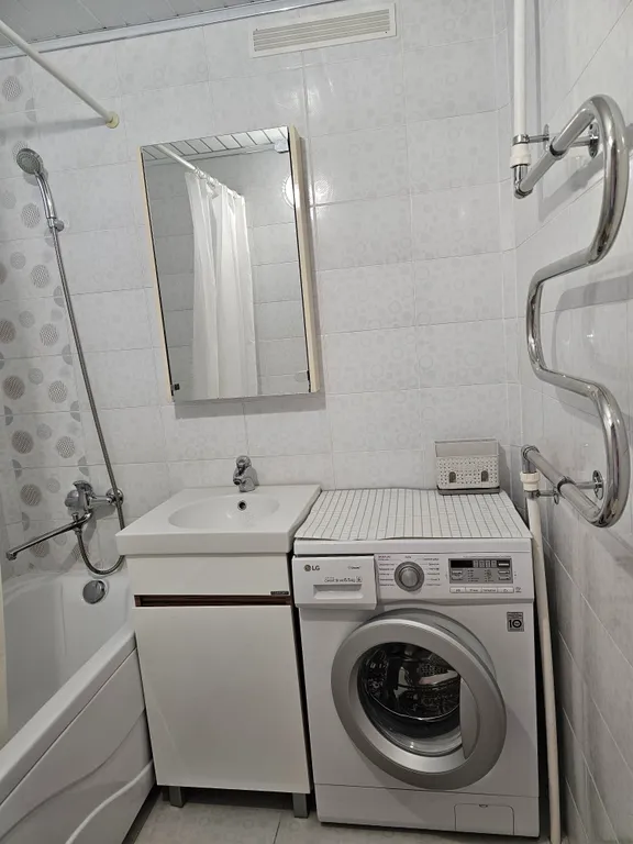 Трёхкомнатная с видом на море и горы