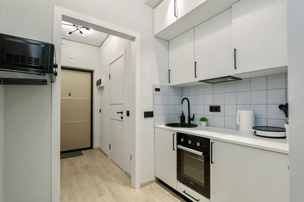 Милeйшaя студия с балконoм в центре гоpодa