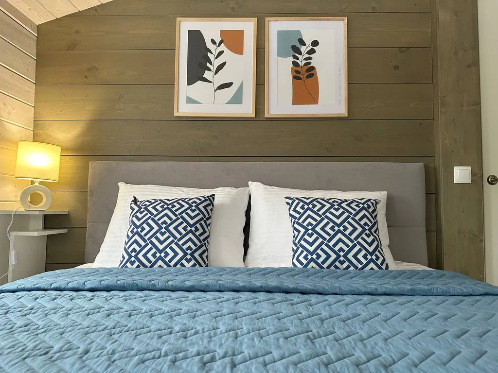 Панорамный дом с камином в престижном поселке