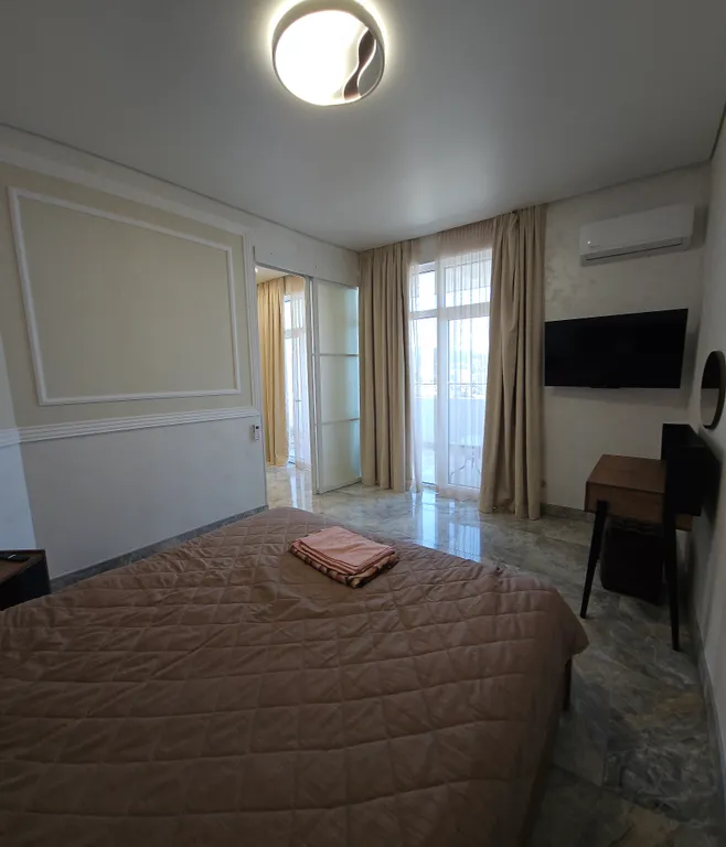 Стильная квартира на берегу