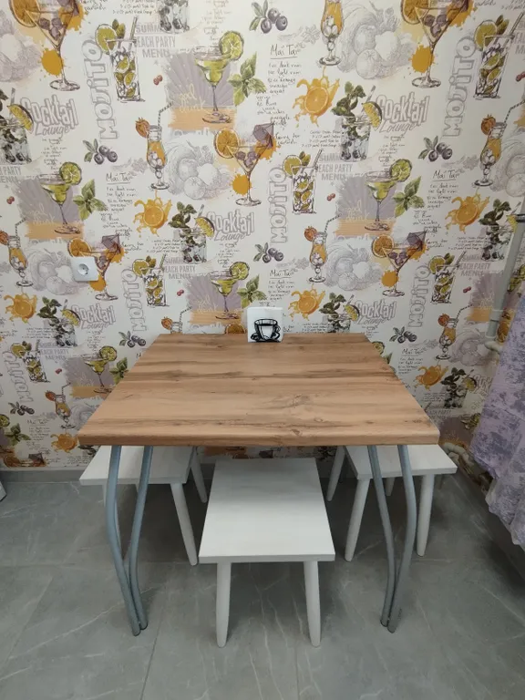 Яркая оранжевая квартира