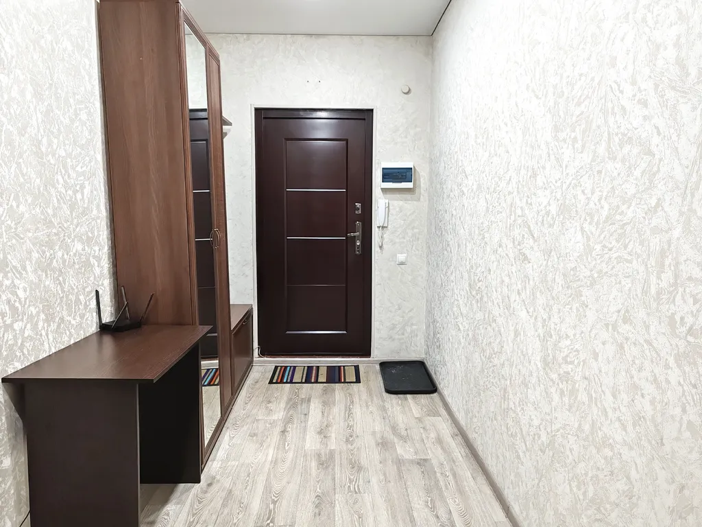 Евродвухкомнатная квартира на въезде в город возле тц кит