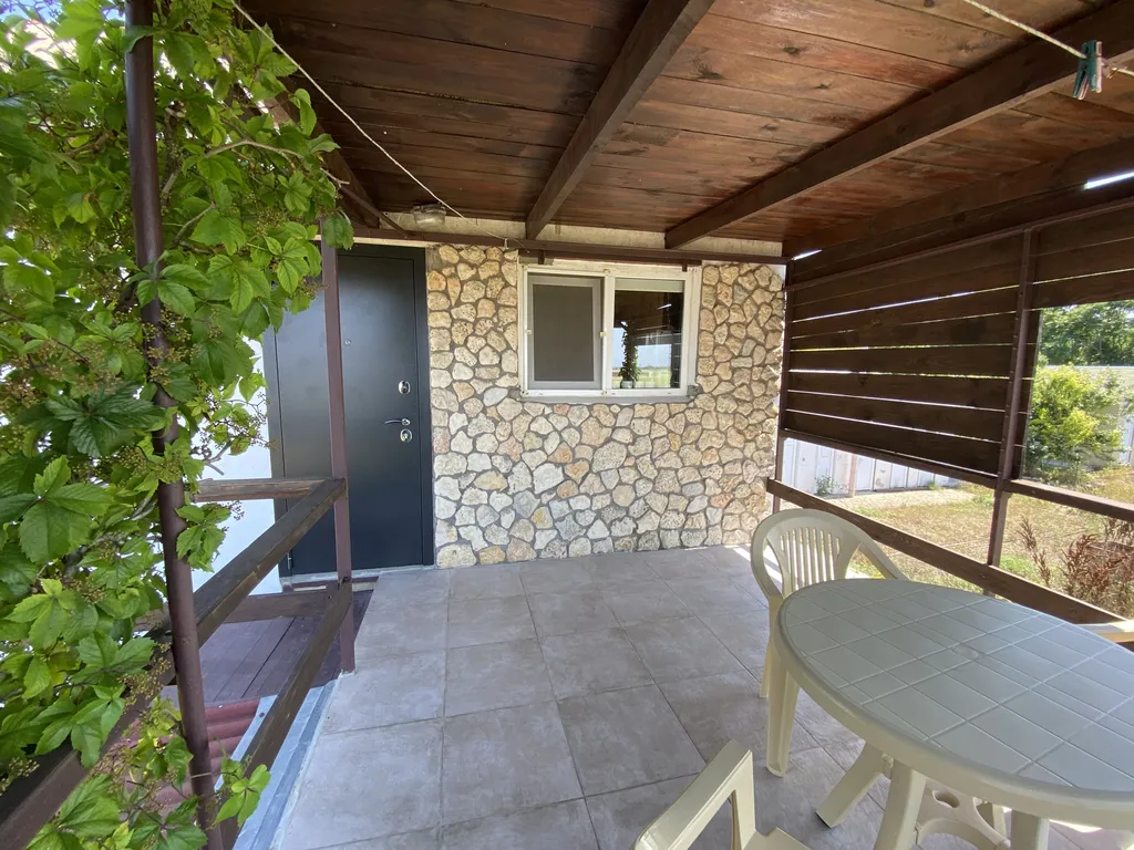 Комната с видом на море