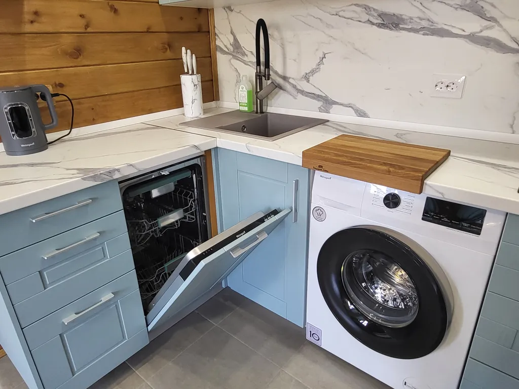 Коттедж Стильный новый дом 2025 г постройки с сауной в живописном месте — Волхов