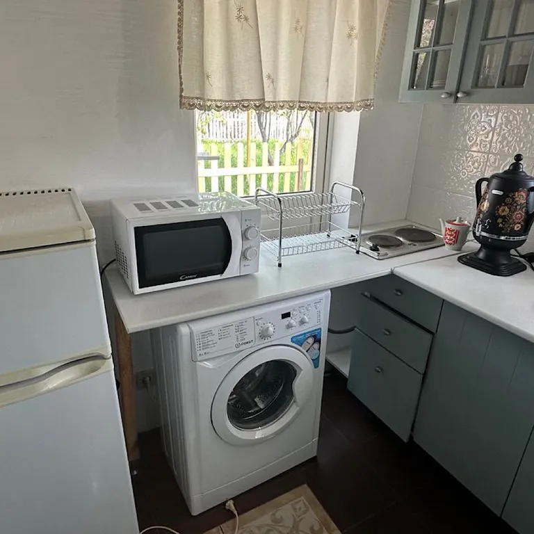 Домик в Лотосах (Мазанка)