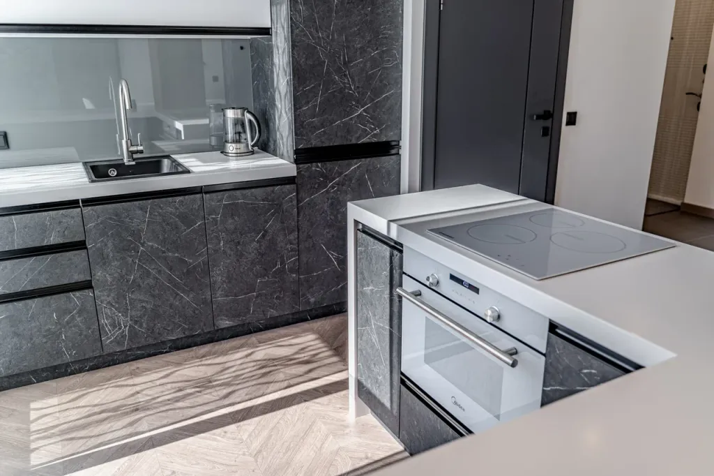 2х комнатные апартаменты с прямым видом на море