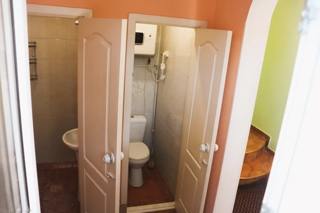 Просторный и уютный семейный номер с лоджией у моря