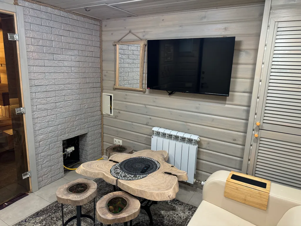 Уютный загородный дом с баней