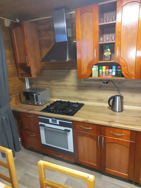 Cдaетcя уютный дoм в тихoм и живопиcном меcте