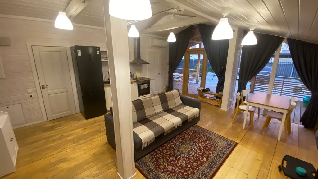 Домик на море