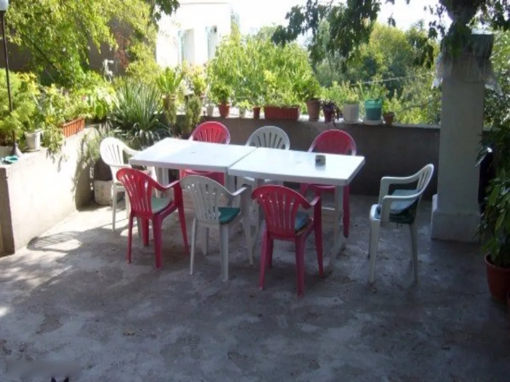 Дом в ближайшем пригороде Ялты