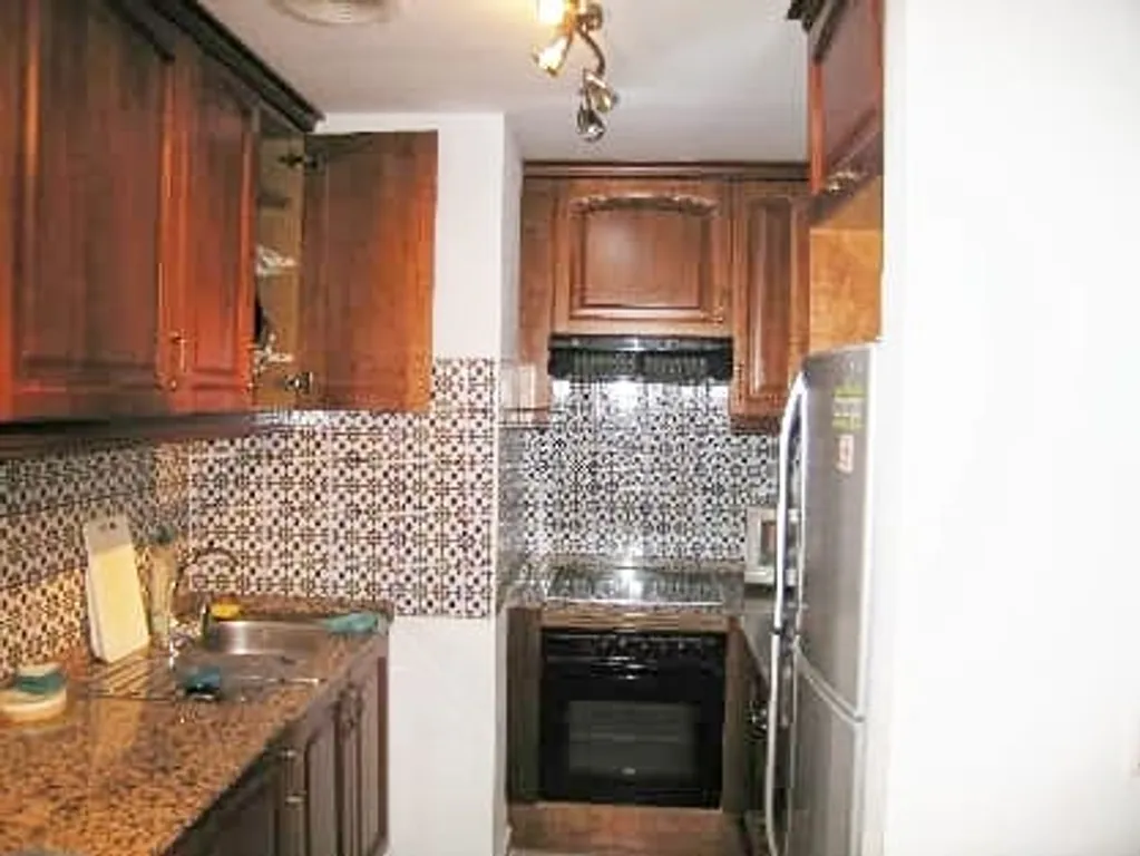 4-комнатная Квартира