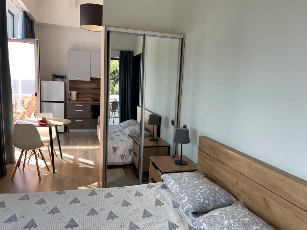 Студия с видом на море