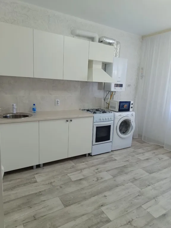 Уютная однокомнатная квартира — аренда посуточно в Соль-Илецк