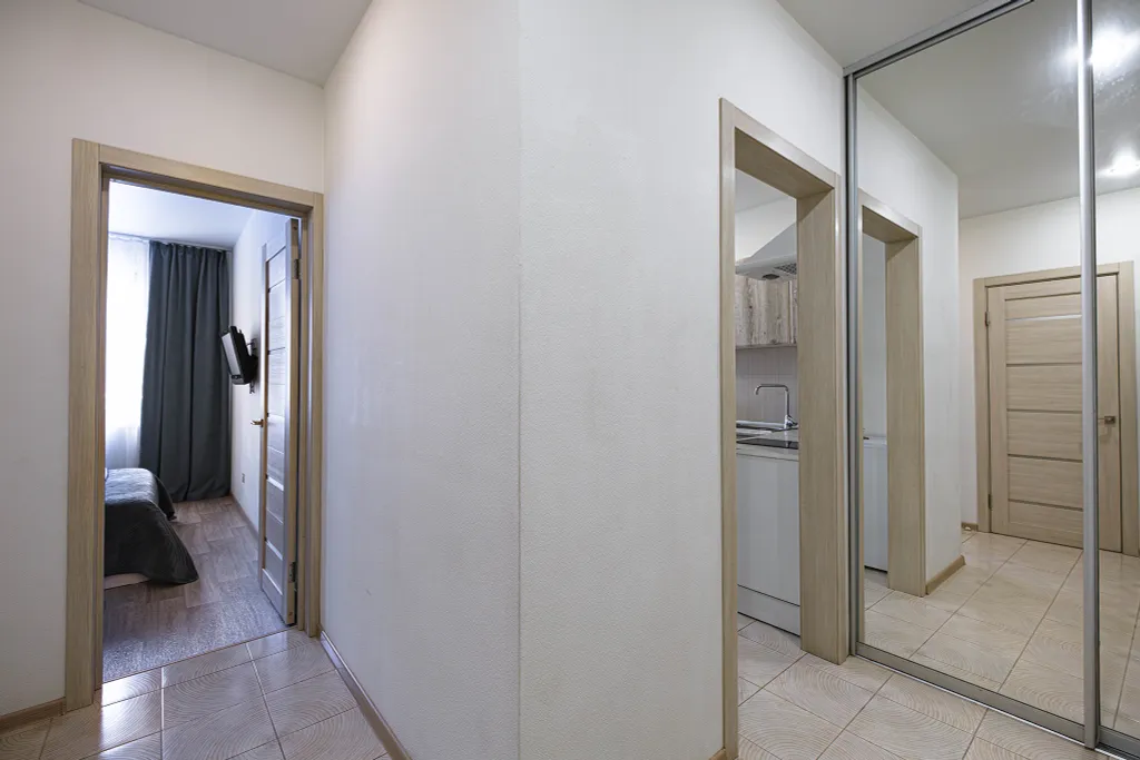 Квартира Квартира 2-х комнатная студия, жд вокзал, цирк — Новосибирск