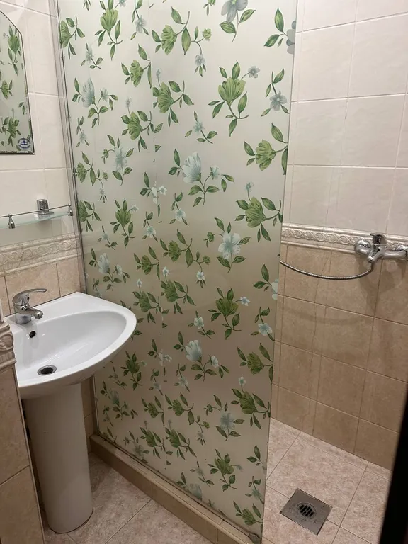 Вилла на первой линии Эсто-садка через дорогу от Горки города