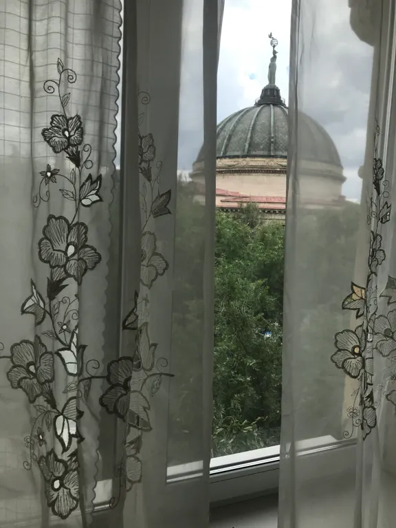 Квартира Квартирка с видом на Планетарий — аренда посуточно в Волгоград