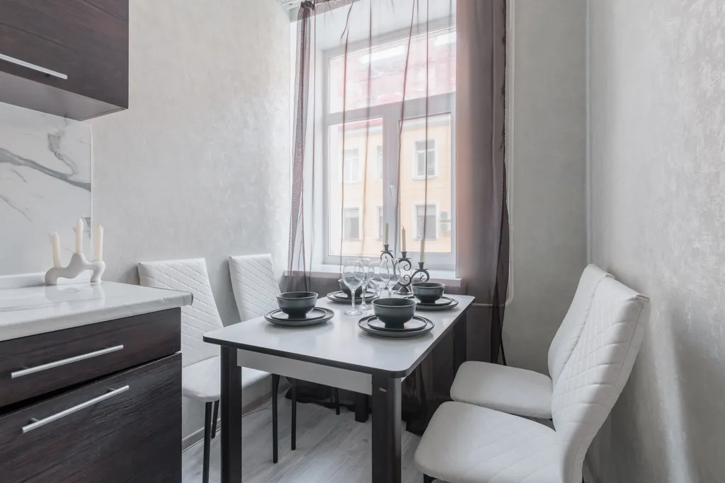 Квартира Просторная квартира у Дворцовой с 4 комнатами DereMRents — Санкт-Петербург