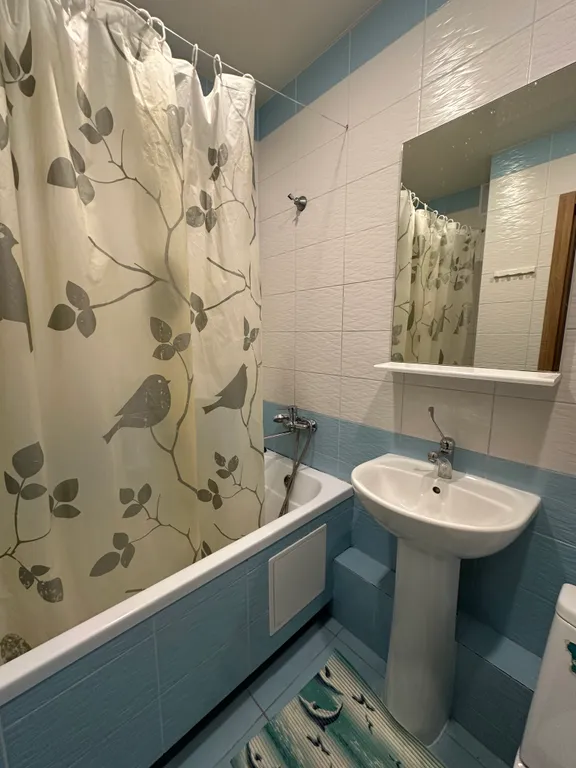 Студия - диван, стиралка, холодильник, СВЧ, водонагреватель