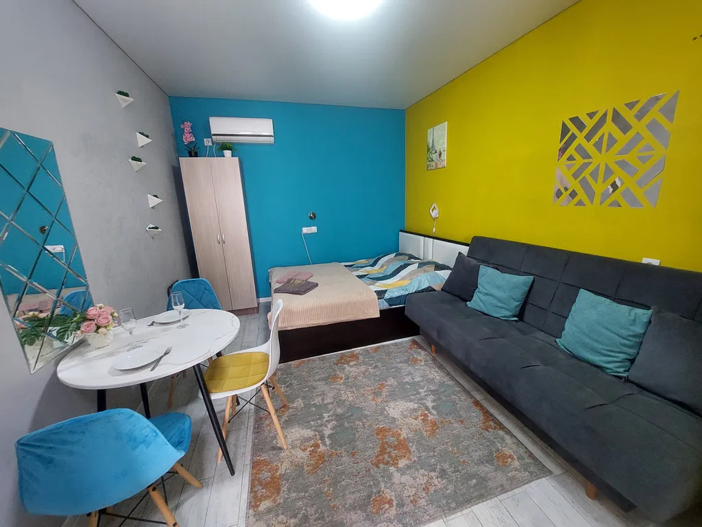 Квартира Студия № 2, на 1 этаже — аренда посуточно в Ейск