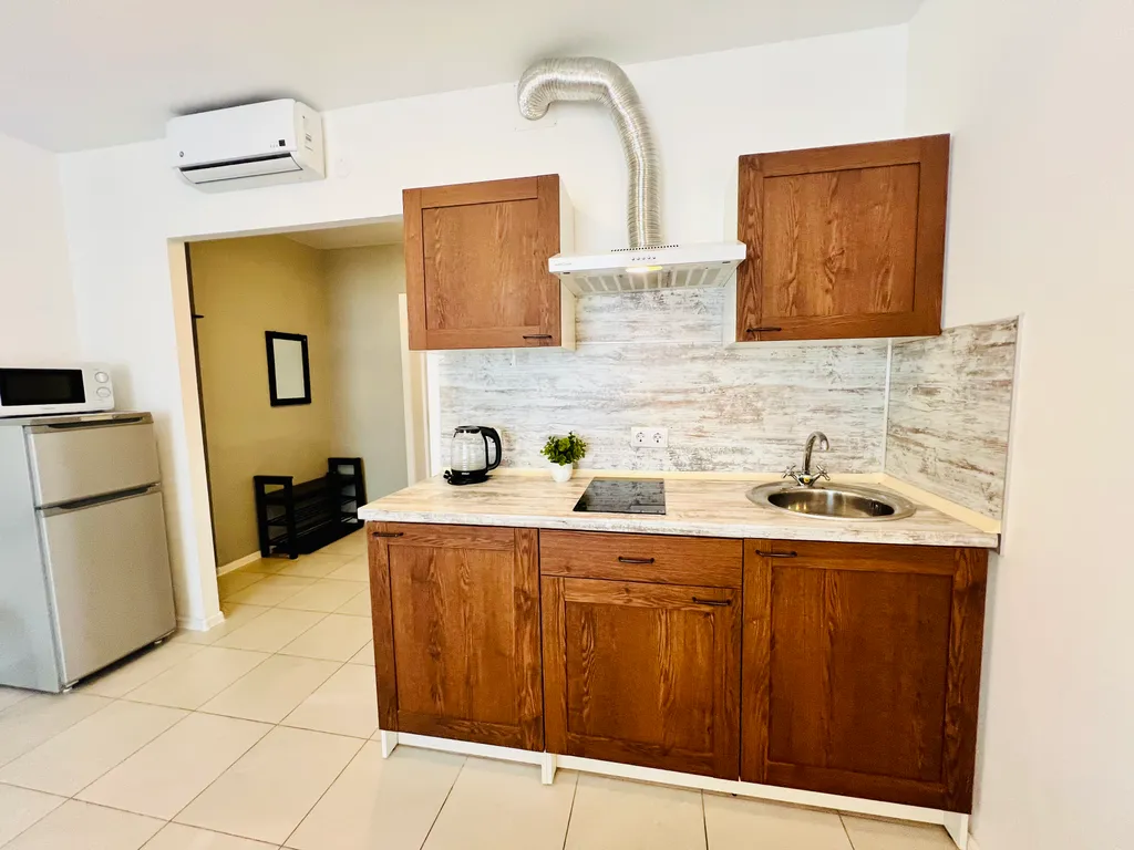 Просторная студия у метро Котельники в 2 минутах