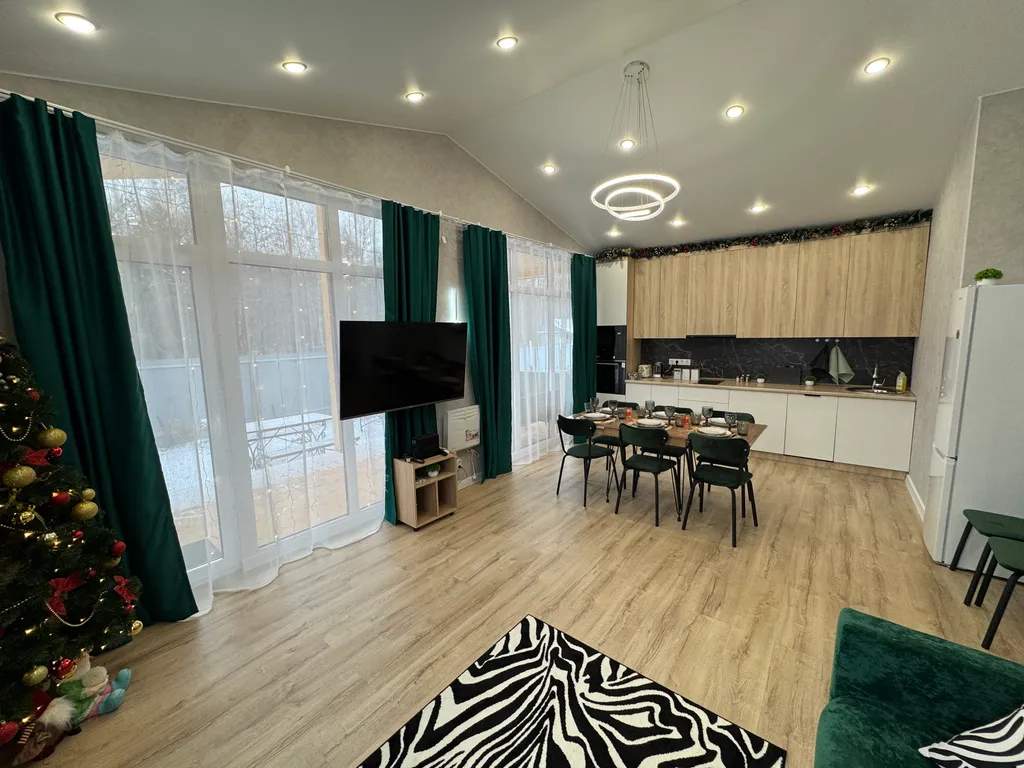 Уютный загородный дом с баней