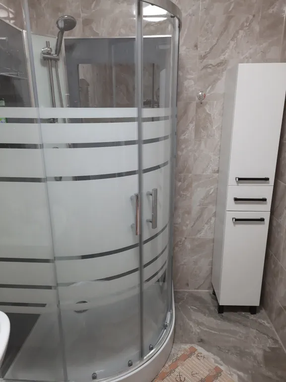 Уютный новый коттедж недалеко от центра города