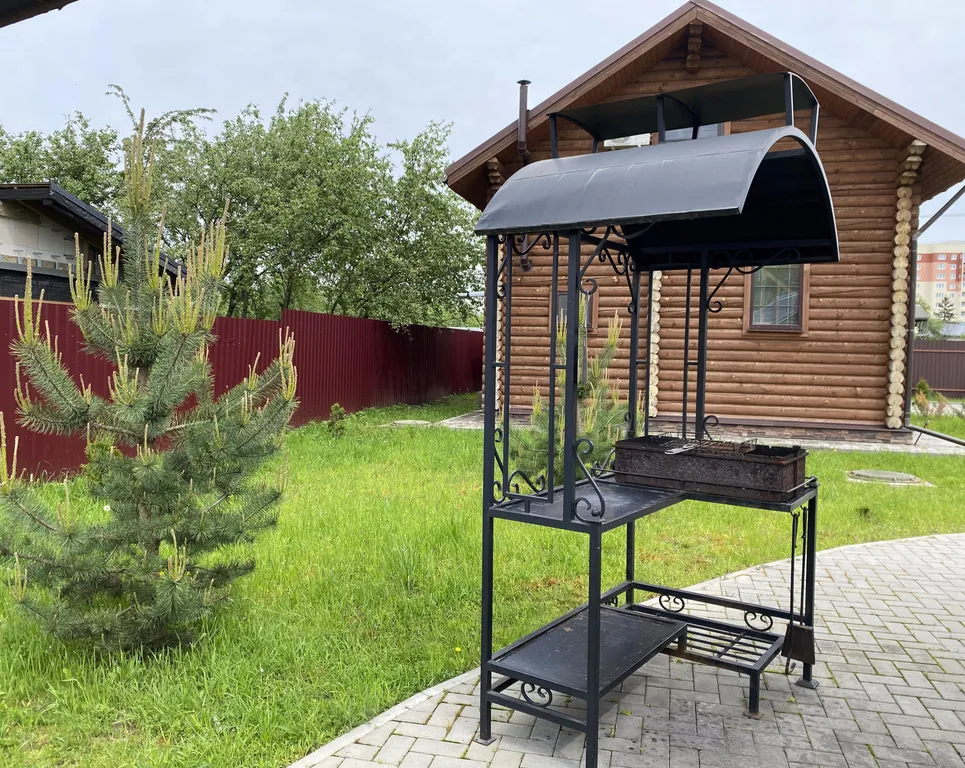 Дом в пяти минутах езды от псковского кремля