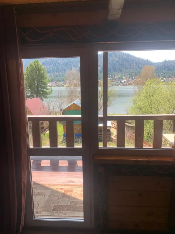 Гостевая усадьба Ирга с видом на озеро