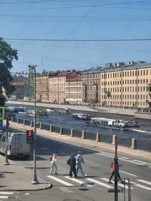 Комната — аренда посуточно в Санкт-Петербург