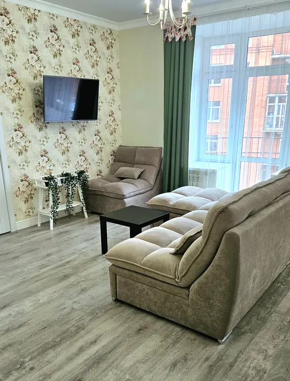 Уютная квартира возле Кремля (5 минут пешком)