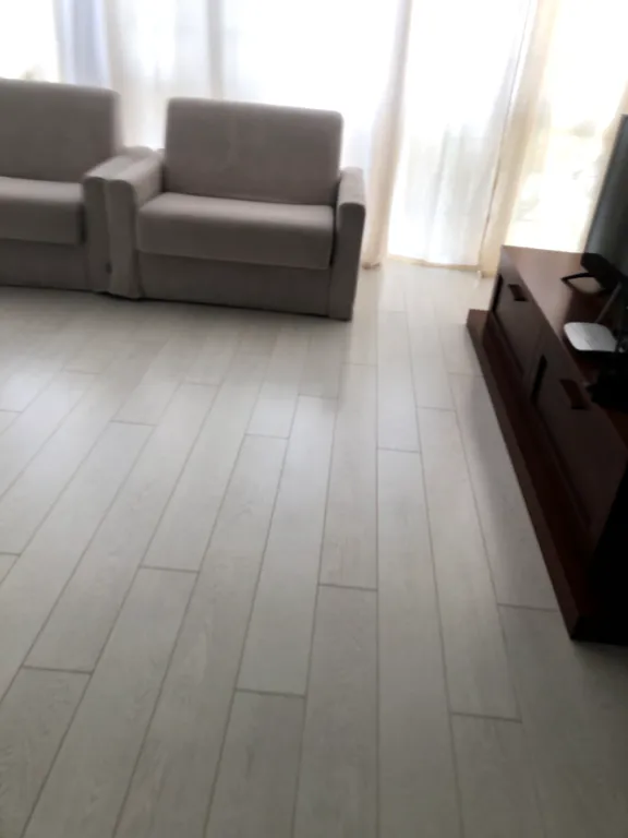 Студия с дизайнерским ремонтом