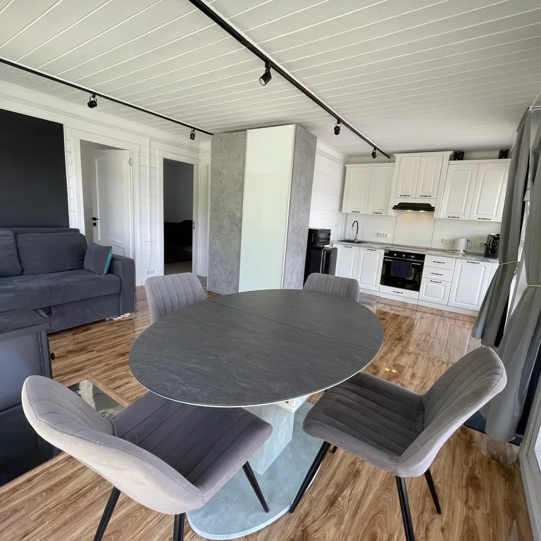 Коттедж Домик в горах Cherrychillvillage — Лучистое