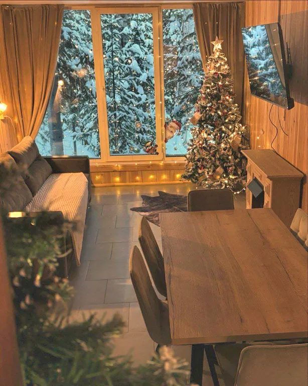 Коттедж Уютный домик — Шерегеш