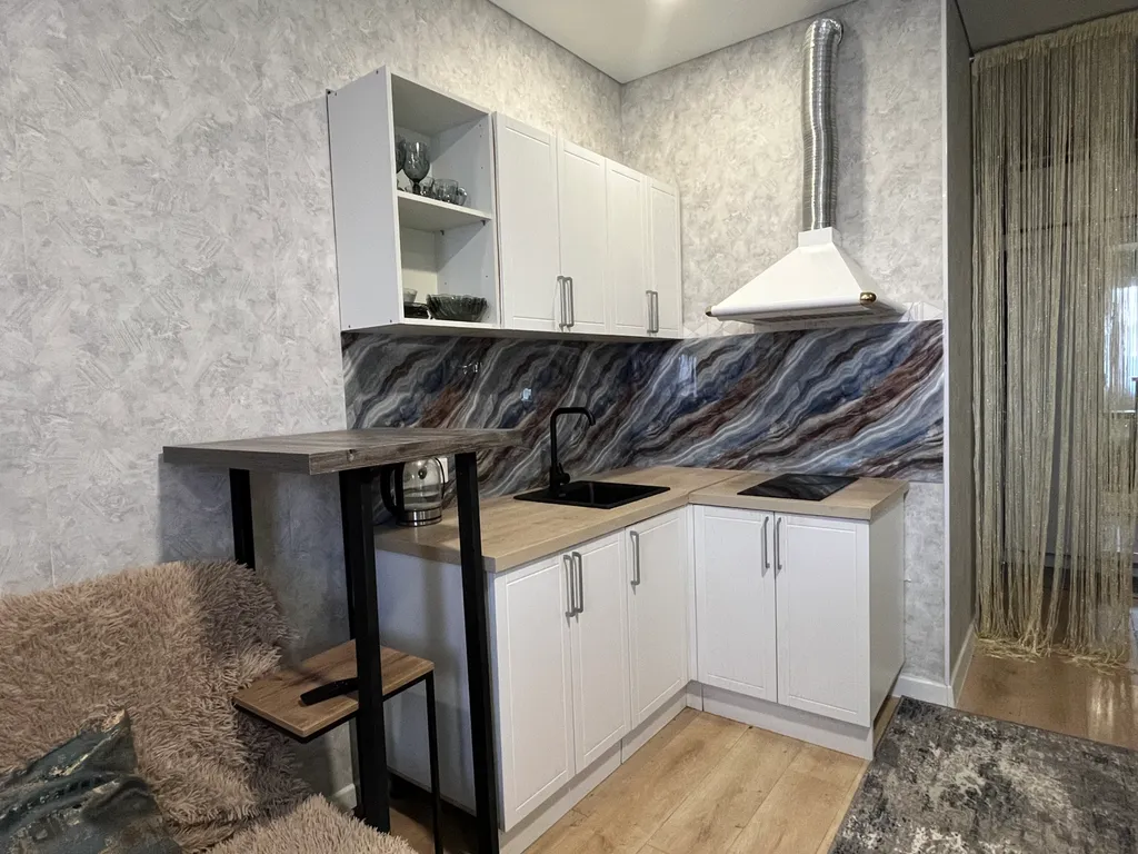 Уютная солнечная студия