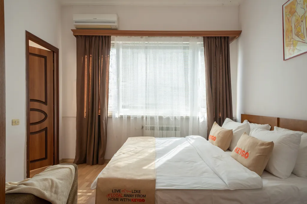 Апартаменты около Ереванского Оперного Театра