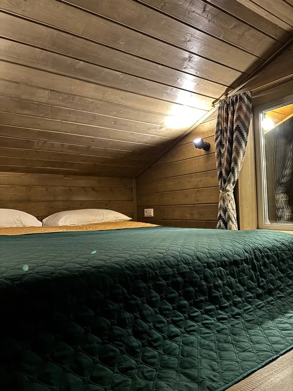 Коттедж Дом с баней и чаном в окружении леса и выходом к реке — Шадрино