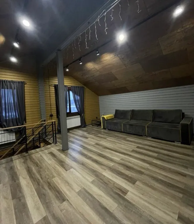 Уютный дом из дерева