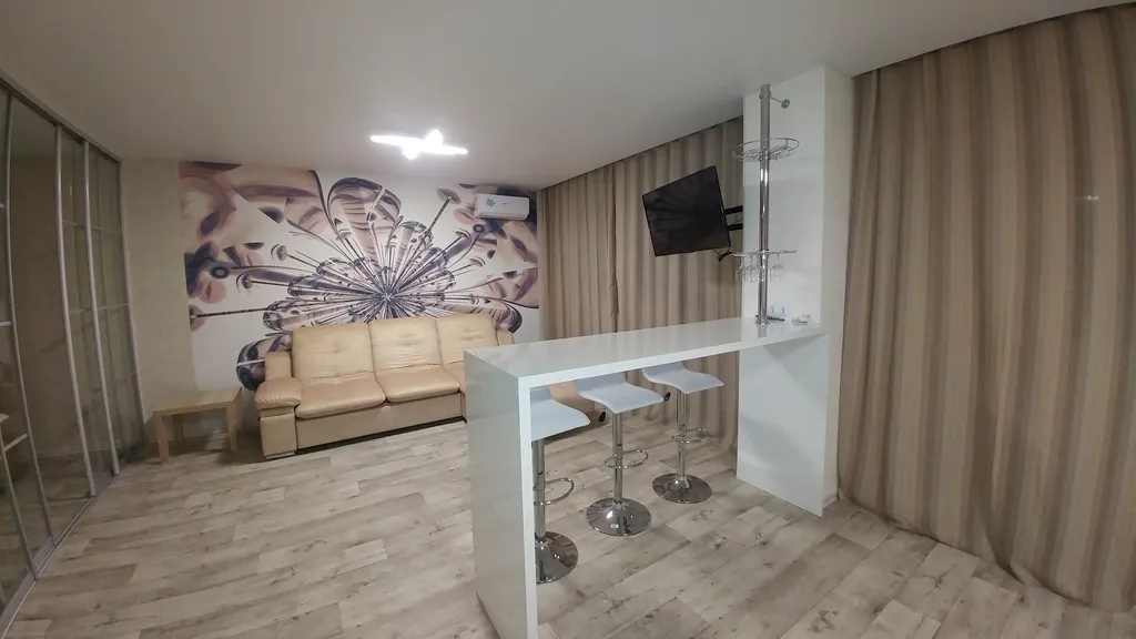 Квартира Уютная студия около Глаз Центра — аренда посуточно в Ульяновск