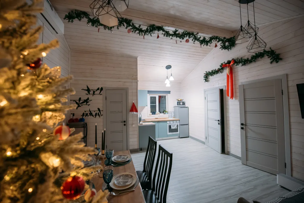 Уютный домик с видом на лес