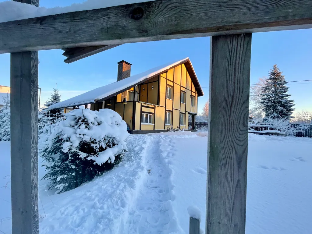 Коттедж у Медного озера