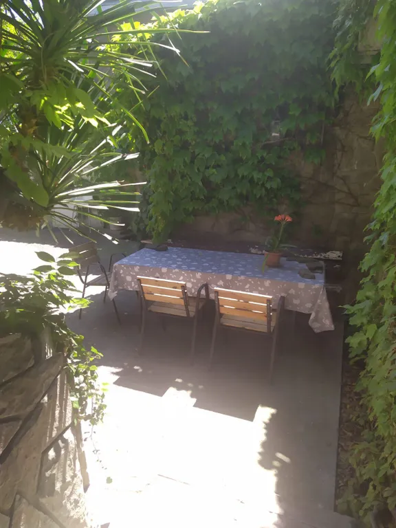 Бутовый дом на участке 5 соток