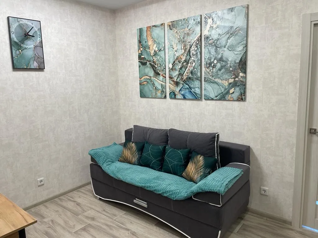 Стильная квартира напротив аквапарка Океанис и парка Швейцария