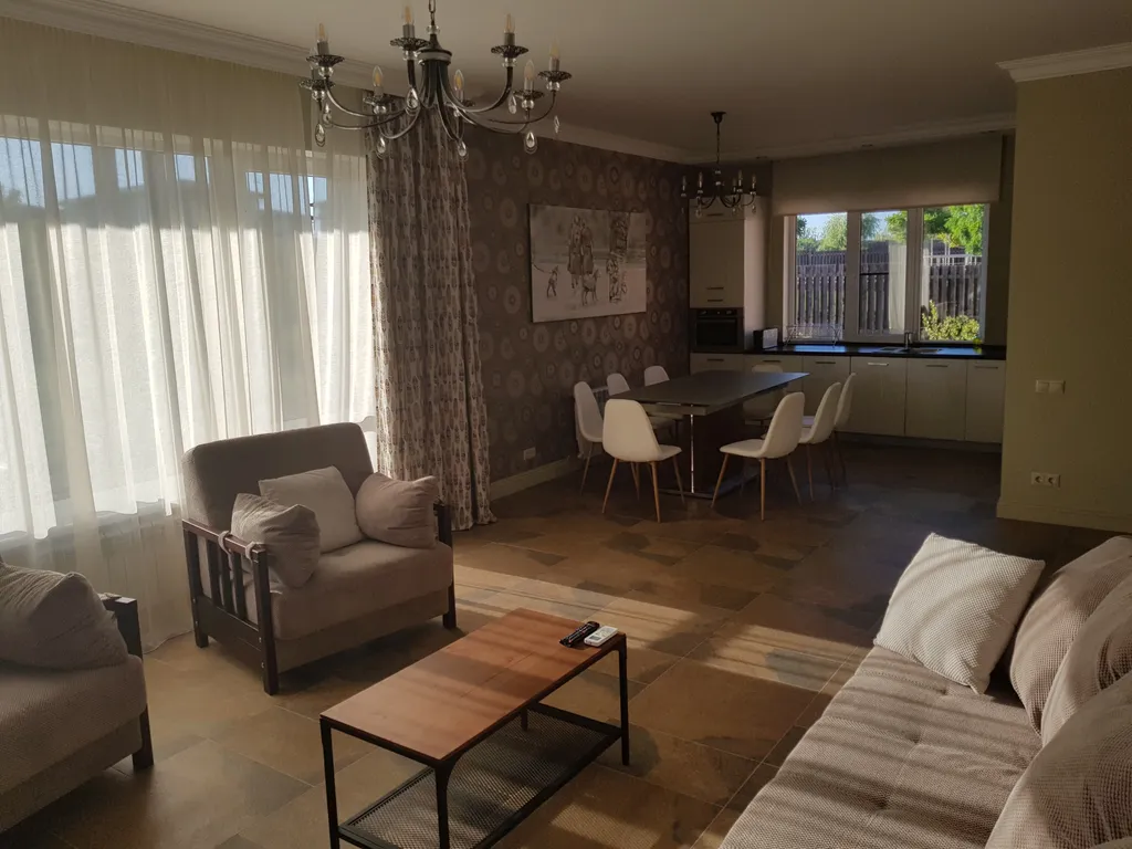 Гостевой дом в охраняемом поселке