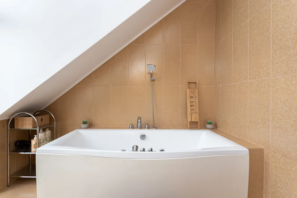 Квартира 3-комнатные апартаменты в центре — Зеленоградск