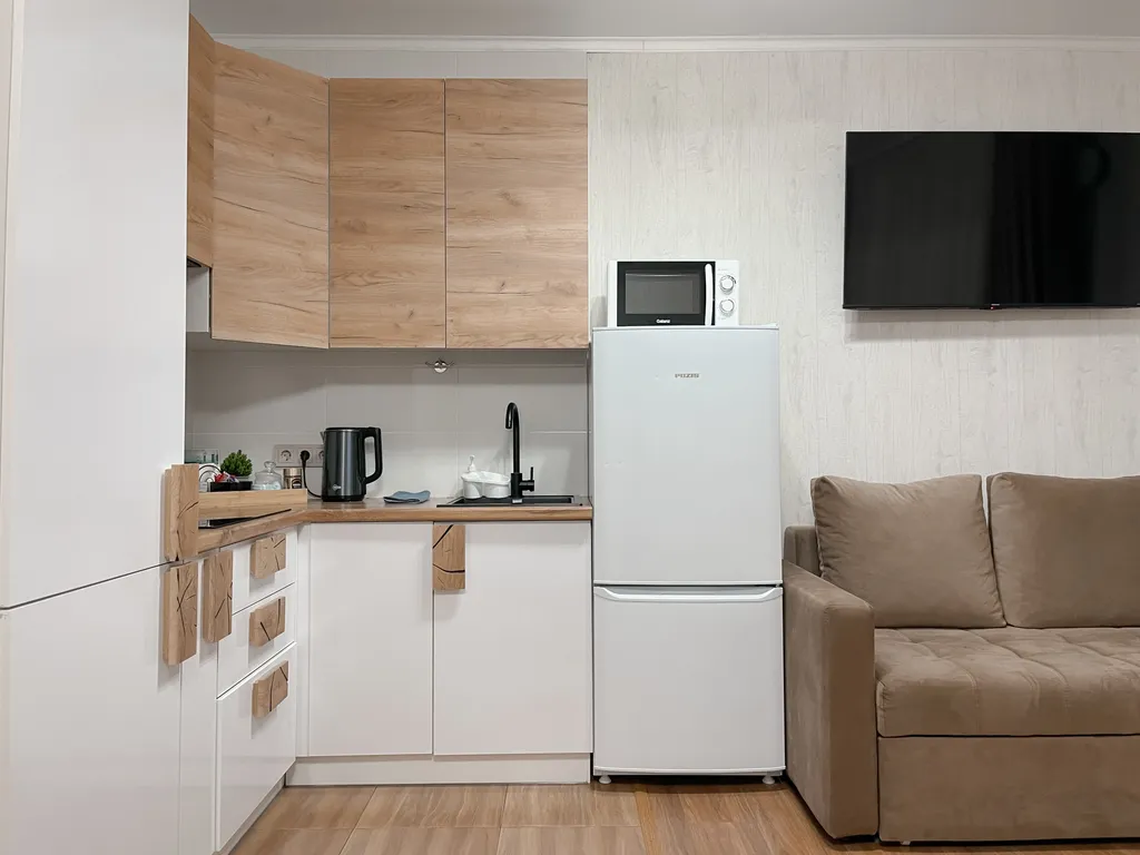 Уютная студия с встроенной кухней